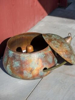 Acorn Hose Pot -Flowers Plants Shop 3 4 crop 8613361 0051